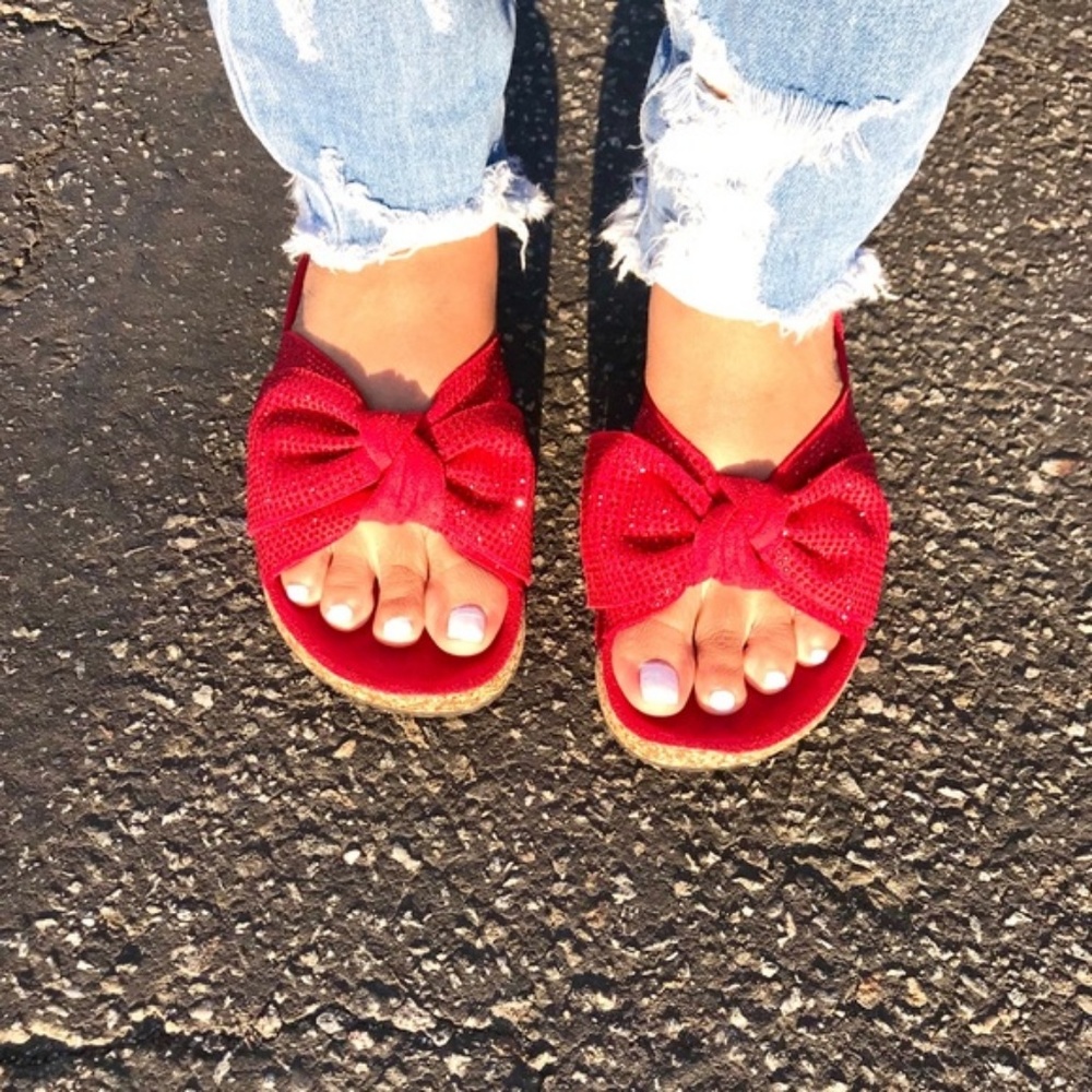 Size 6 Left!! Embellished Bow Cork Slides in Red - Picture 2 of 8
